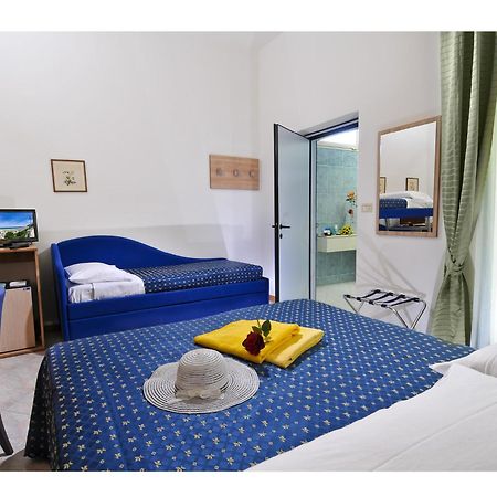 Hotel Losanna Габичче-Маре Экстерьер фото